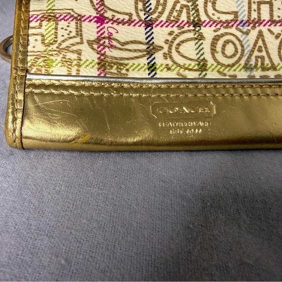 Vintage Coach Tattersall gold metallic Graffiti Coin/key chain Wallet - Picture 2 of 5